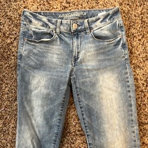 AE super stretch skinny Jeans, no rips, light wash sz 6.